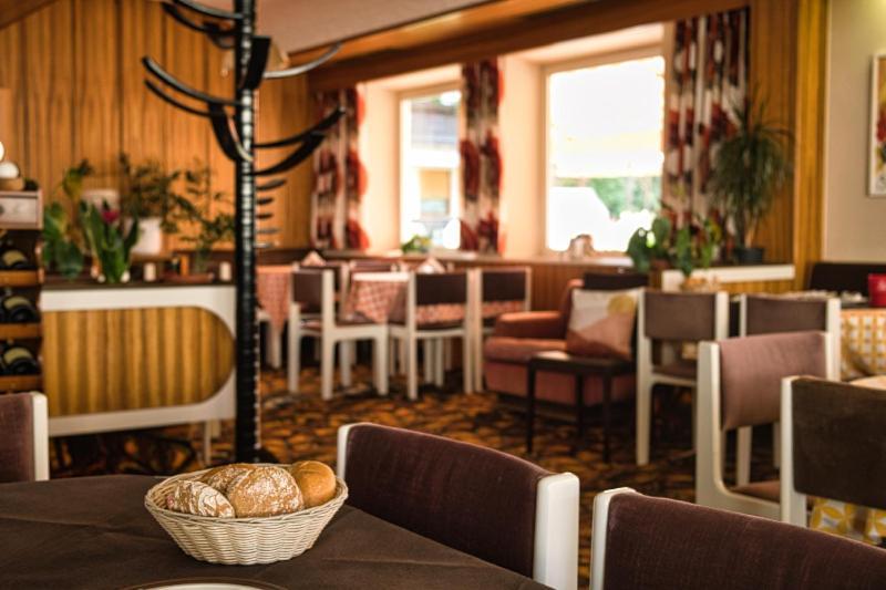 Bed and Breakfast Cafe Rudi Living Парчинес Екстер'єр фото
